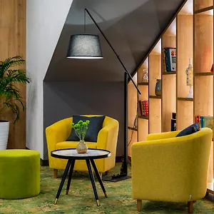 Citadines Centre Hotel