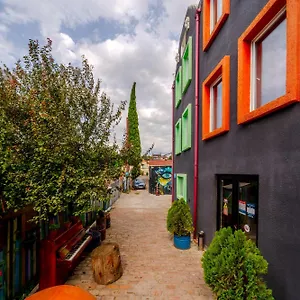 Tato & Coworking Space Otel